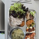 오늘 <b>취업</b>했는데 밥 이렇게 나왔어