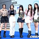 “승산 없는 싸움, 정신차려라” 뉴진스 팬덤도 분열?..트럭 시위...