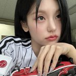 성공' 있지 예지, 야구장에서 뽐낸 '고양이 비주얼'[스타<b>IN</b>]