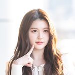 [현장포토] "<b>남심</b>이 사르르"…에이나, 러블리 볼콕