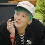 ‘김수현 통편집’한 채 <b>GD</b> 등 애장품 경매→산불 기부 (굿데이)