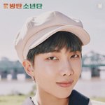 방탄 2021 시즌그리팅 비하인드 <b>알</b><b>엠</b>
