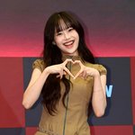 <b>츄</b>, 8살 어린 동생에 결국 폭로 당해…"계속 핑계대면서 안 ...