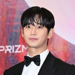 길어지는 김수현 침묵...결국 故 설리까지 얹혔다