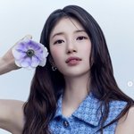 수지, 꽃을 든 꽃…절정의 여신 미모 [<b>N</b>샷]