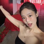 <b>제니</b> 진짜 이뿌다
