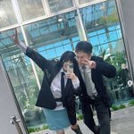 현아용준형, 4개월만에 공개한 부부 투<b>샷</b>…꿀떨어지는 신혼 [<b>N샷</b>]