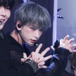 엔하이픈이 <b>바잇미</b>같은곡 한번만 더 내주면 좋겟음