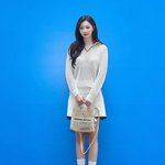 [댓글부탁해] 대학가서 이정도 비치는 옷은 흔해?