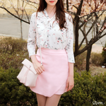 이 코디 촌스럽다 <b>vs</b> 예쁘다