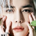 <b>백</b>금발에 비주얼 더 미친 것 같은 <b>남</b>돌