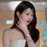장원영, 억대 시계가 눈에 안 들어오는 미모