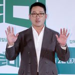 하정우 감독 '<b>로비</b>', 이병헌 '승부'와 '쌍끌이' 흥행..박스오피스...