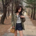 금새록, 하의실종룩으로 알린 봄‥부츠도 헐렁한 젓가락 각선미