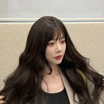[<b>SCin스타</b>] 클라라, 똑단발에서 롱헤어로..인형이야? 사람이야...