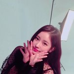 '티아라 출신' 소연, 두바이서 악재 터졌다…효민 결혼식까지 '불참'