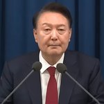 윤석열 <b>파면</b>됐는데 마지막 인사까지 지지자한테만 하네 ㅋㅋ