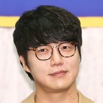성시경, 14년 만에 공연 쉰다 "큰 용기 필요한 결정"[전문]