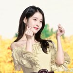 아이유, 1000만 유튜버 됐다…'폭싹' 대박→다이아<b>버튼</b> 획득