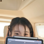 [스타추격자] 다이아도 질투할 천만 유튜버, 아이유가 해냈다