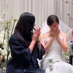 고소영, '금융인' 효민 결혼식 빛낸 언니…"꽃길만 걸어" 애정...