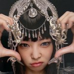 제니 <b>포카</b> 이건 귀엽네