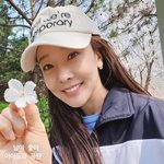 백종원 논란 속…소유진, 밝은 <b>미소</b>로 근황 "날이 좋아"