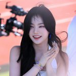 스테이씨가 지금 받고 있는 공격의 <b>본질</b>