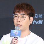 뮤지 “<b>부비동염</b> 와 노래 못불러”→초유의 無가사 라이브(‘컬투쇼’)
