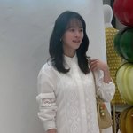 한지민, 천사인게 틀림없어! 순백 원피스 입은 느좋여신