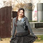 [포토]크러쉬 조이, 봄패션 어떤가요?