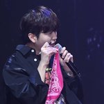 <b>MC</b> 유재필, 저도 입고 온 ‘마젠타 칼라’ [포토엔HD]