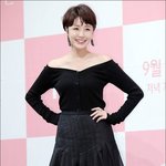 [댓글부탁해] <b>윤진</b>이, 새벽 육아 중 눈물 "둘째 사경 치료 중...