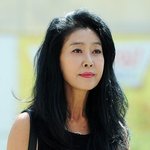 "내가 김흥국과 불륜? 간이 <b>배</b> 밖으로 나왔냐" 악플러 고소