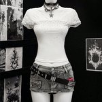 여름에 이런 <b>emo스타일</b>로 옷 입고싶음..