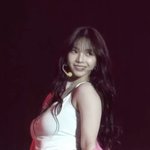 <b>카리나</b> 살 좀 빼라;