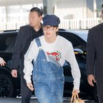 [현장포토] "멋쟁이 신사 나가신다"...제이홉, 한껏 꾸민...