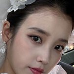 드라마 촬영 때 눈썹 정리도 안 했다는 아이유