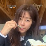 '남편 논란' 박한별, 방송 복귀 후 평온한 일상.."<b>LOVE</b>"