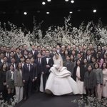 정면 첫 공개..'국내 2벌' 웨딩 드레스→<b>시상식급</b> 하객 라인업