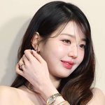 "머리부터 <b>발끝</b>까지 다 모델" 장원영, 가전까지 섭렵한 세대...