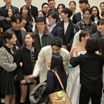 [단독]박현호은가은, 세기의 결혼식보다 뜨거웠던 ‘단체사진 줄세우기’