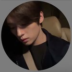 오 제발 이 남자 누구임??
