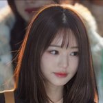 장원영 <b>단발</b> 개 잘어울리는데?