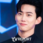 유승준은 <b>병역</b> 기피, 옥택연은 '美 영주권' 포기하고 캡틴코리아行