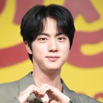 [19] [포토] <b>BTS</b> 진, 기안장 수석셰프