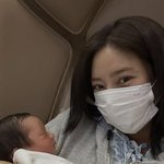 '득녀' 손담비, 딸 얼굴 최초 공개…<b>생후</b> 6일차 콧대 '눈길'