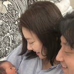 손담비이규혁, 꿀 떨어지는 눈빛…갓난 딸 최초 공개[<b>SNS</b>는 지금]