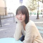 김소현, 긴머리 싹둑 확 달라진 분위기..파리지앵도 감탄할 인형미모