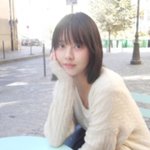 김소현, 인간 벚꽃 변신‥흰<b>티</b>+청바지로 첫사랑 비주얼